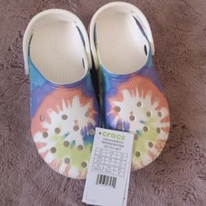 NWT Womens Classic Platform Tie Dye Crocs 6